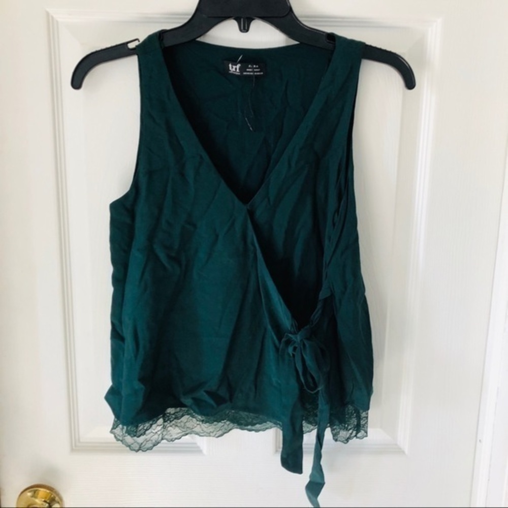 NWOT ZARA Forest green lace wrap V neck blouse size XS